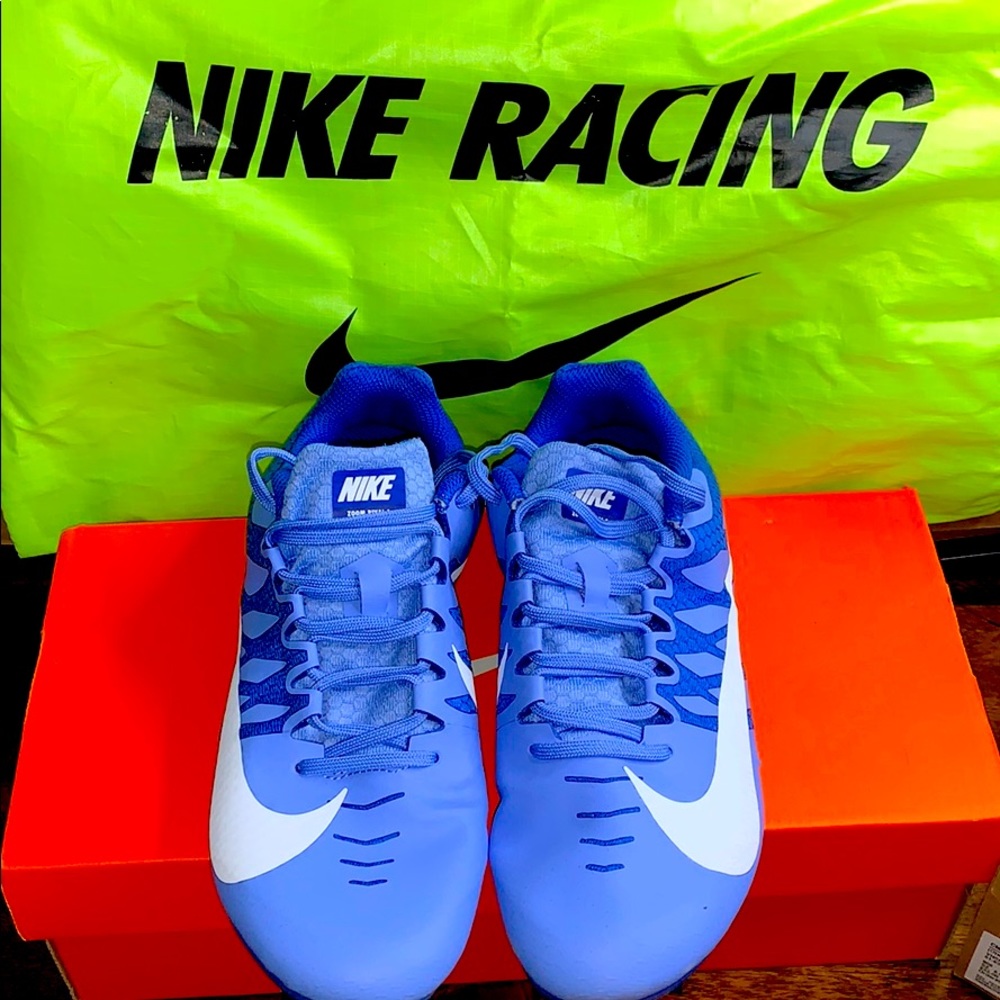 Nike WMNS track shoes